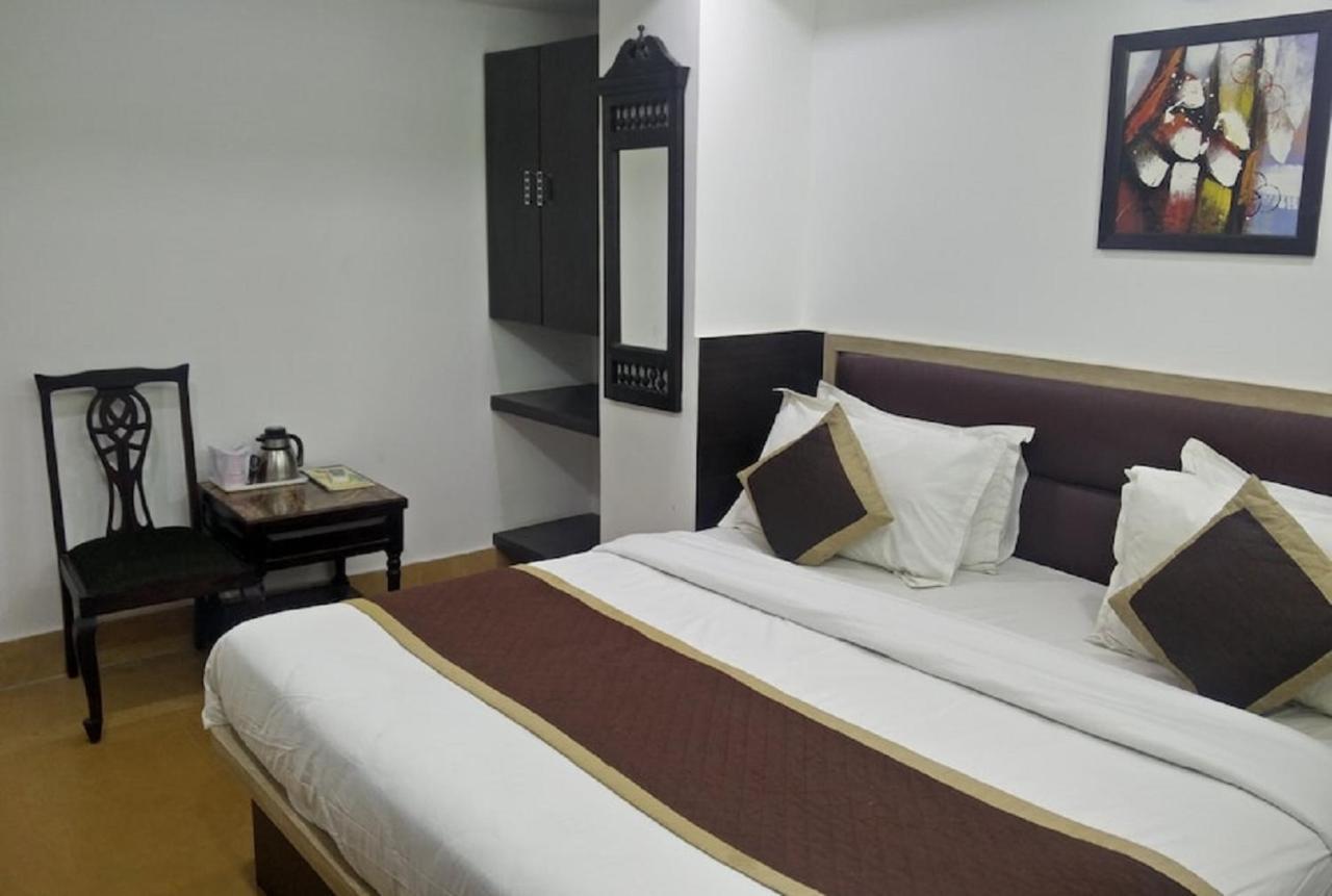 Del Hotel Dzsaiszalmer Kültér fotó